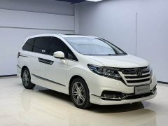 Honda Elysion 2.0L Hybrid Elite Edition - ფოტო 3