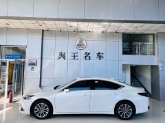Lexus ES 200 Premium Edition - ფოტო 2