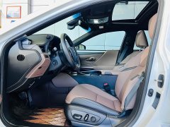Lexus ES 200 Premium Edition - ფოტო 9