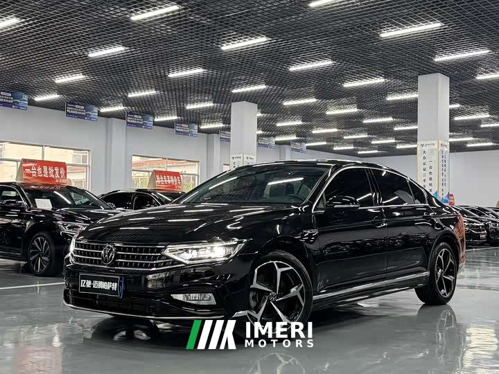 Volkswagen Magotan 2 Million Units Celebration Edition 330TSI DSG Luxury