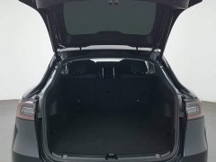 Tesla Model Y Rear-Wheel Drive - ფოტო 16