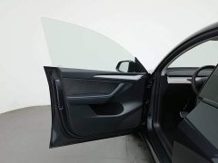 Tesla Model Y Rear-Wheel Drive - ფოტო 8