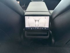Tesla Model Y Rear-Wheel Drive - ფოტო 16