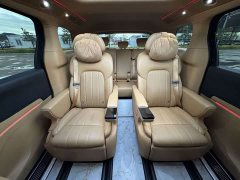Voyah Lantu Dreamchaser PHEV AWD Luxury Kunpeng Edition - ფოტო 11