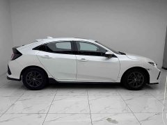 Honda Civic Hatchback 220 Turbo CVT Sharp Control - ფოტო 17