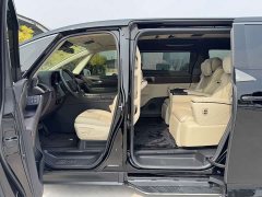 Toyota Vellfire Crown Hybrid 2.5L Graphite Gold Edition - ფოტო 7