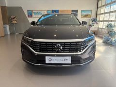 Volkswagen Passat Outstanding Edition 330TSI Elite - ფოტო 2