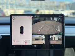 Tesla Model Y Rear-Wheel Drive - ფოტო 8