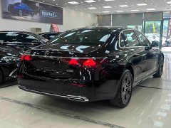 Mercedes-Benz E-Class E 260 L Classic Edition - ფოტო 5
