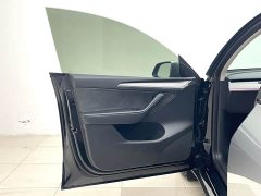 Tesla Model Y Rear-Wheel Drive - ფოტო 4