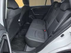 Toyota RAV4 2.0L CVT FWD Urban Edition - ფოტო 15