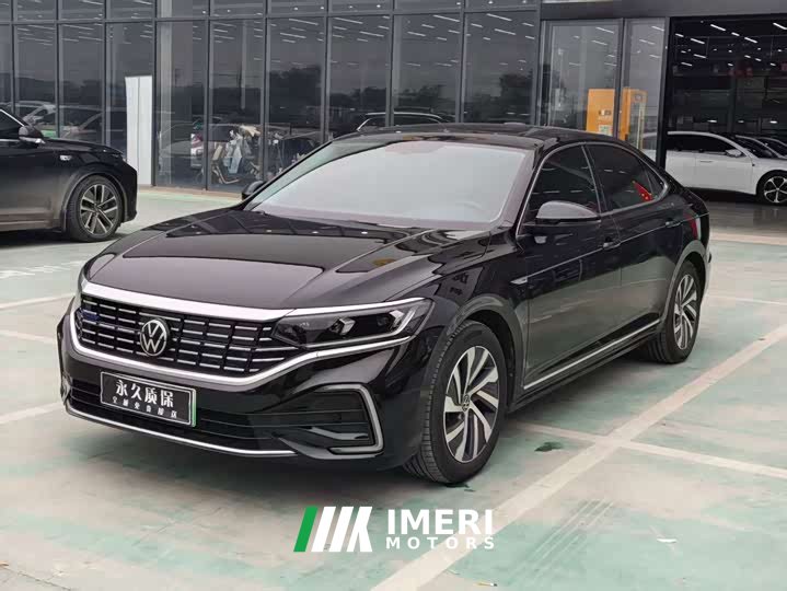 Volkswagen Passat Plug-in Hybrid 430PHEV Hybrid Elite Edition - ავტომობილი ჩინეთიდან