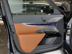 BMW i7 xDrive60L Luxury Package - ფოტო 11