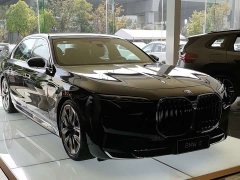BMW i7 xDrive60L Luxury Package - ფოტო 6