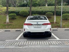 BMW 5 Series 530Li Luxury M Sport Package - ფოტო 12