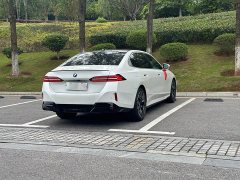 BMW 5 Series 530Li Luxury M Sport Package - ფოტო 13