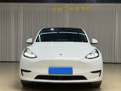 Tesla Model Y Rear-Wheel Drive - ფოტო 2