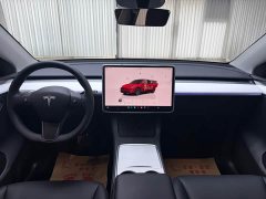 Tesla Model Y Rear-Wheel Drive - ფოტო 6