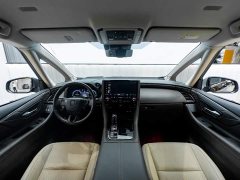 Toyota Vellfire Crown Hybrid 2.5L Executive Premier Edition - ფოტო 14
