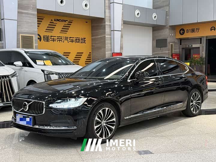 Volvo S90 B5 Intelligent Luxury Edition
