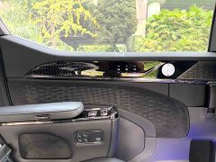 Zeekr 009 Six-Seat Executive AWD 108kWh - ფოტო 9