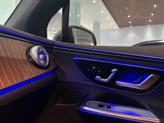 Mercedes-Benz EQE SUV 500 4MATIC Luxury - ფოტო 11