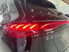 Mercedes-Benz EQE SUV 500 4MATIC Luxury - ფოტო 14