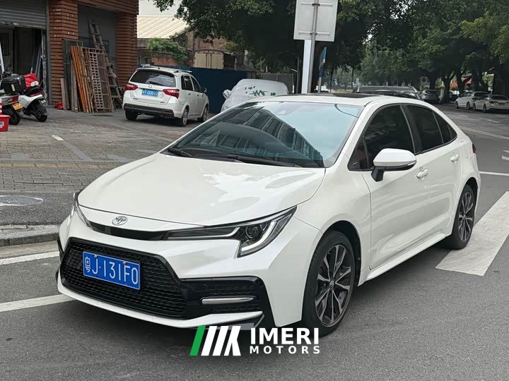 Toyota Corolla 1.8L CVT Sport - ავტომობილი ჩინეთიდან