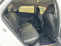 Hyundai Elantra 1.5L CVT Luxury - ფოტო 20