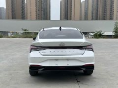 Hyundai Elantra 1.5L CVT Luxury - ფოტო 5