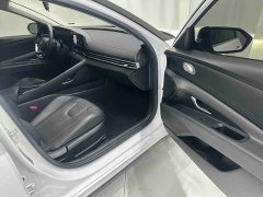 Hyundai Elantra 1.5L CVT TOP Premier Edition - ფოტო 19