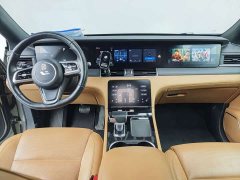 Li Auto ONE Extended Range 6-Seater - ფოტო 14