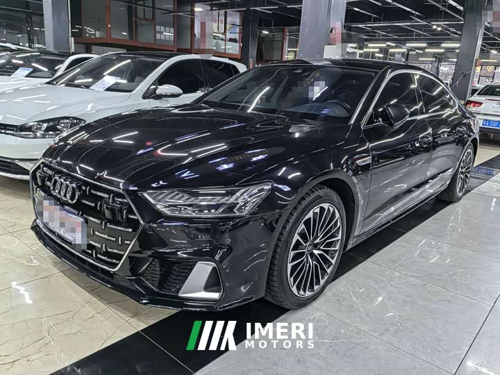 Audi A7L 45 TFSI Luxury