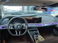 BMW 7 Series 740Li Premier M Sport Package - ფოტო 4