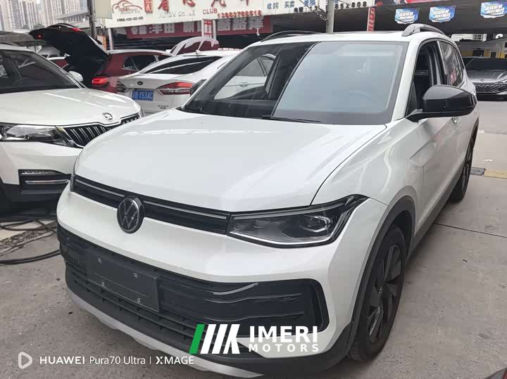Volkswagen Touareg Sharp 300TSI Sharp Enjoy Edition