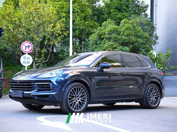 Porsche Cayenne 3.0T Platinum Edition