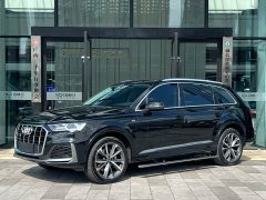 Audi Q7 55 TFSI quattro S line Sport - ფოტო 1