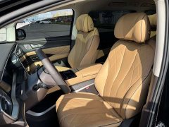 Denza D9 DM-i 980 Four-Wheel Drive Premium - ფოტო 5