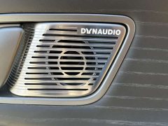 Denza D9 DM-i 980 Four-Wheel Drive Premium - ფოტო 7