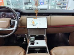 Land Rover Range Rover 3.0 L6 400PS Grand Long Wheelbase Edition - ფოტო 13