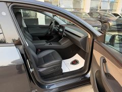 Tesla Model Y Rear-Wheel Drive - ფოტო 11