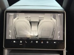 Tesla Model Y Rear-Wheel Drive - ფოტო 13