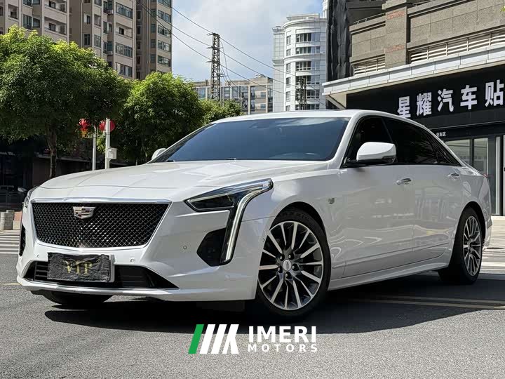 Cadillac CT6 28T Leading Sport