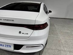 BYD Qin PLUS Glory Edition DM-i 55KM Leading - ფოტო 13