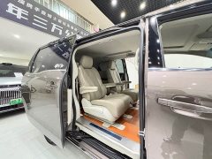 Buick GL8 Land Business Class Comfort Edition - ფოტო 16