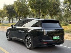 Lynk & Co 900 2.0T Ultra 6-Seater - ფოტო 7