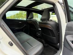Toyota Camry Hybrid 2.5L XLE Premium - ფოტო 6