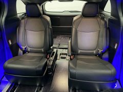 Toyota Gravia 2.5L Hybrid Prestige Plus AWD - ფოტო 13