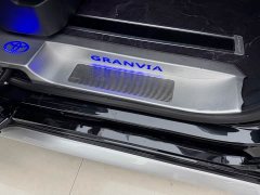 Toyota Gravia 2.5L Hybrid Prestige Plus AWD - ფოტო 14