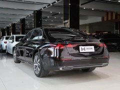 Mercedes-Benz E-Class E 300 L Fashion Edition - ფოტო 19